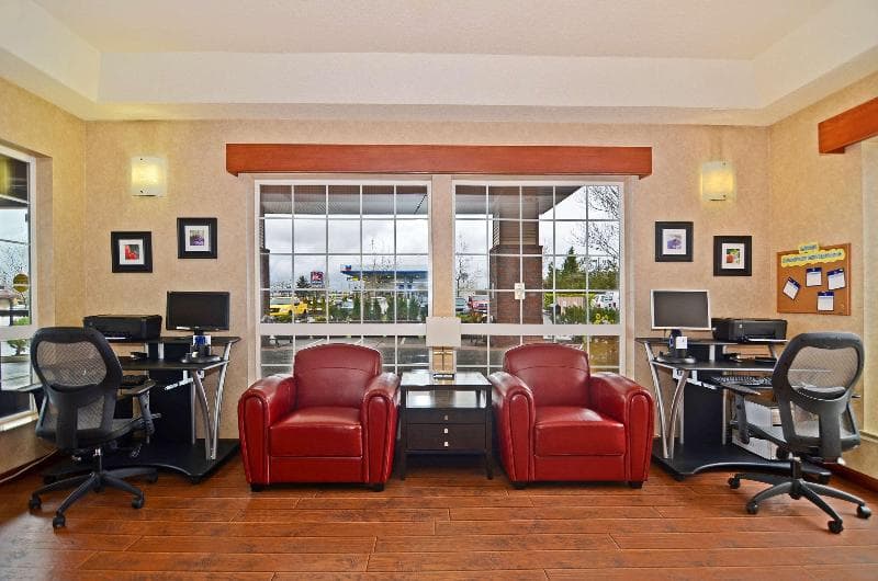 Best Western Plus Park Place Inn & Suites 1