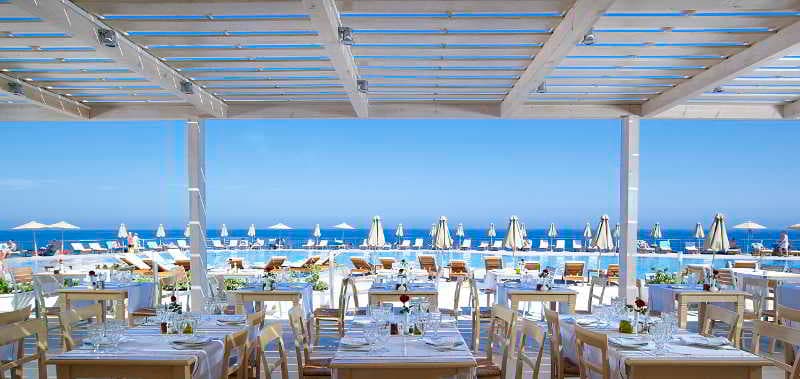 The Royal Blue Resort - Adults Only 2