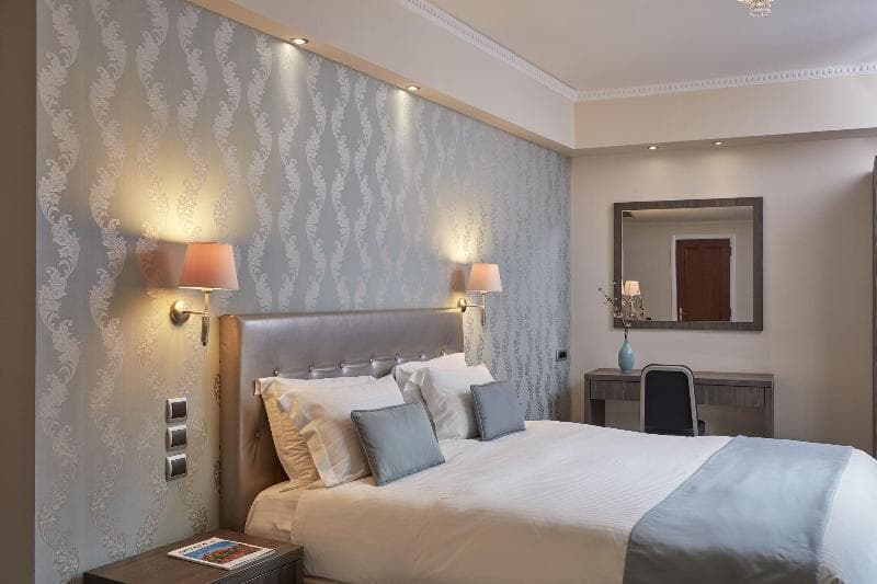 Ava Hotel & Suites 2