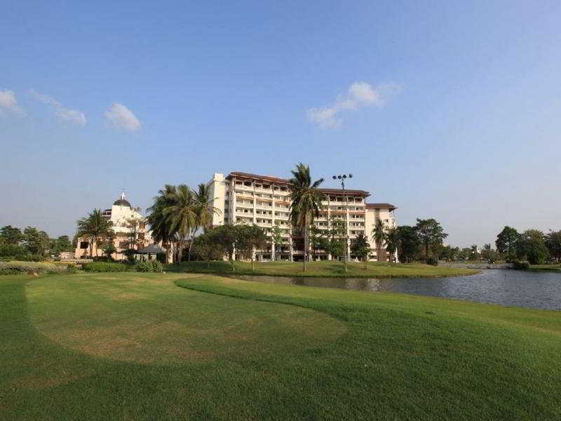 Summit Windmill Golf Residence 2