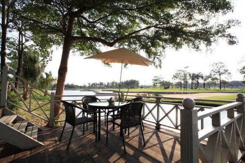 Summit Windmill Golf Residence 4