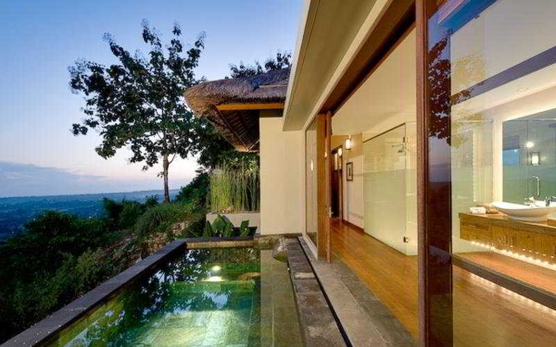 The Longhouse photo 1