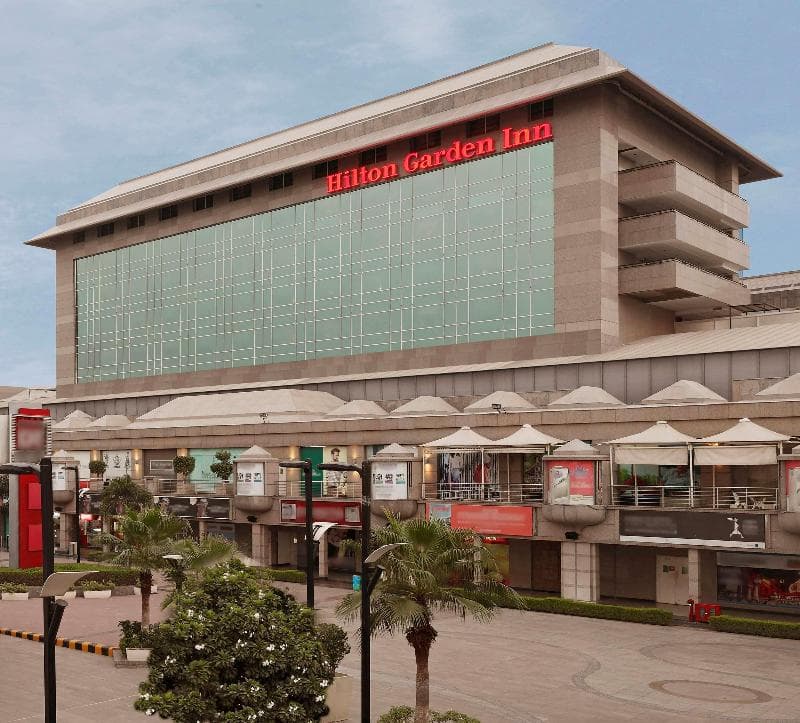 Hilton Garden Inn New Delhi/Saket 2