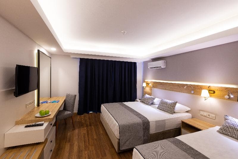 Narcia Resort Side 4