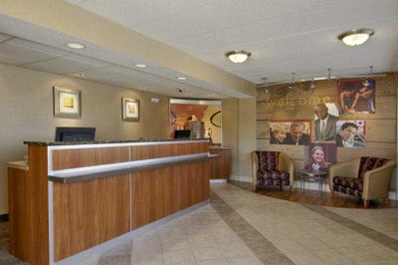 Red Roof Inn Indianapolis North 5