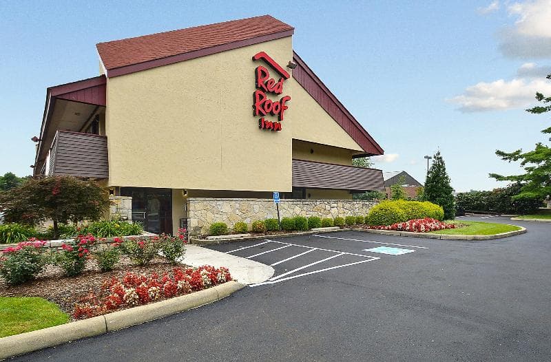 Red Roof Inn Louisville East - Hurstbourne 3