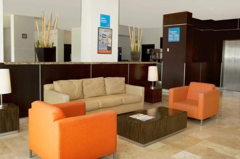 One Monterrey Airport 5