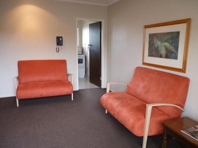 The Ashley Hotel 5