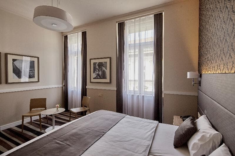 Hotel Central Basilica 3