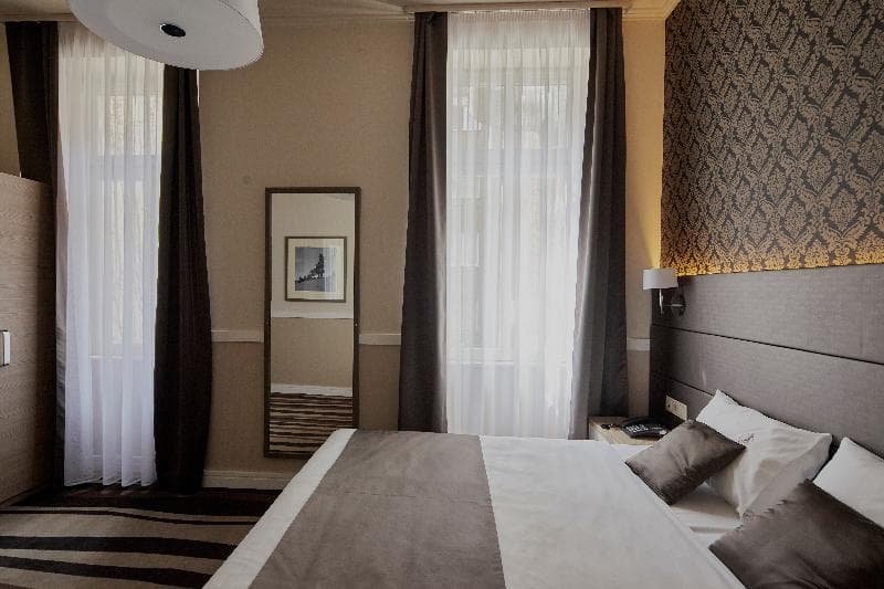 Hotel Central Basilica 4
