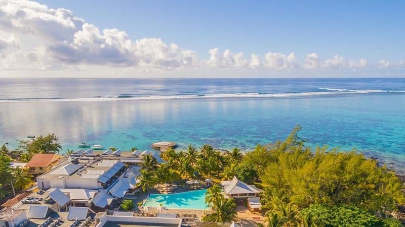 Le Peninsula Bay Beach Resort & Spa 3