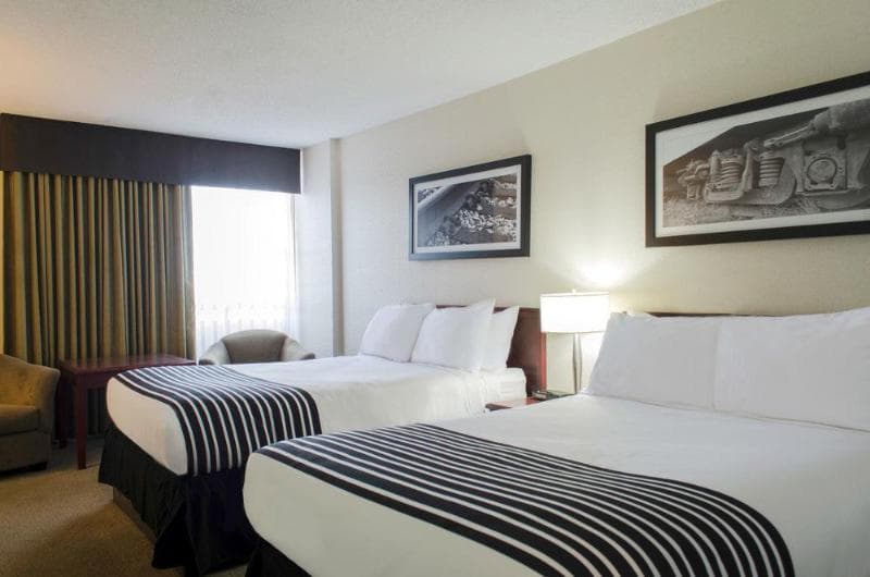 Sandman Hotel Lethbridge 5