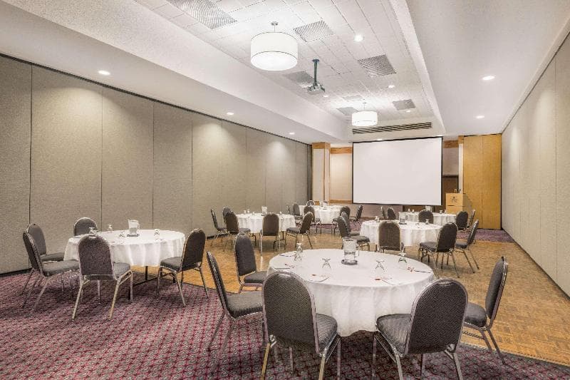 Ramada Plaza by Wyndham Prince George 2