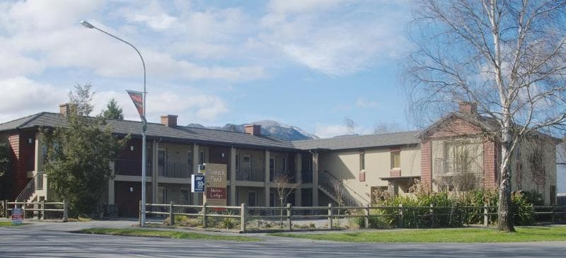 Tussock Peak Motor Lodge photo 1