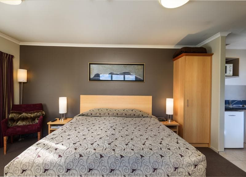 Queenstown Motel Apartments - Adults Only 4