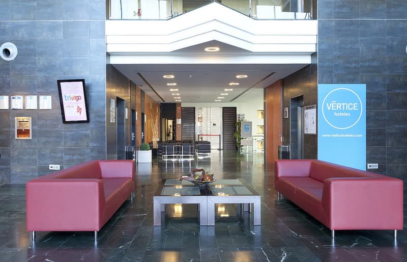 Apartamentos Vértice Sevilla Aljarafe 3