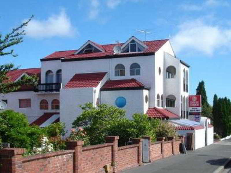 Alcala Motel 4