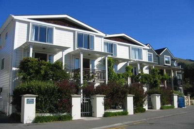 The Bruce Waterfront Apartments photo 1