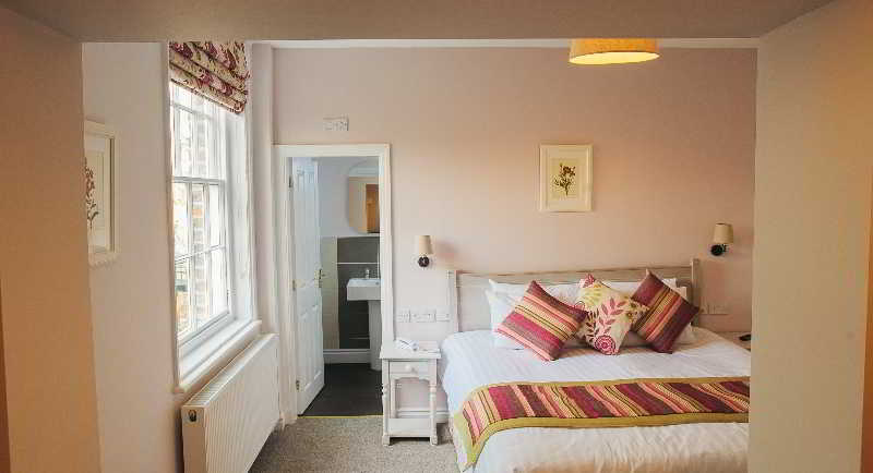 Middletons Hotel 2