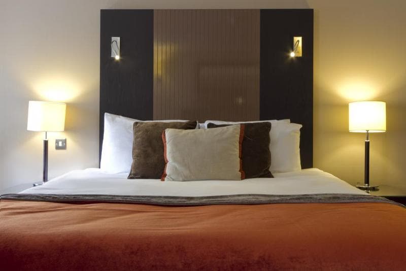 De Vere Latimer Estate 3