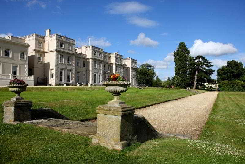 De Vere Wokefield Estate photo 1