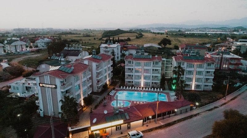 New Garden Luna Side Apart Hotel main