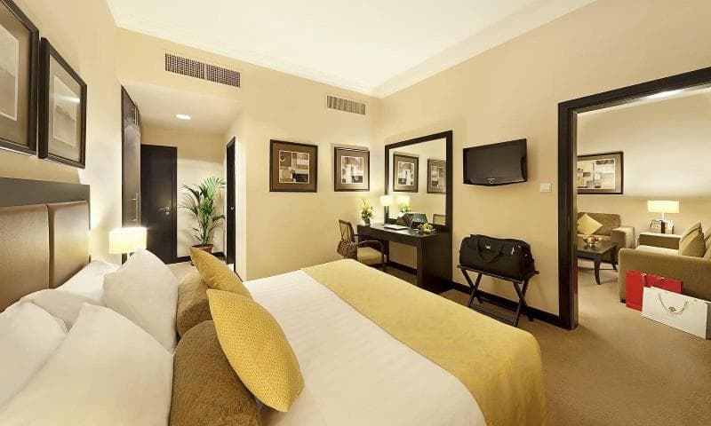 Al Manzel Hotel Apartments 3