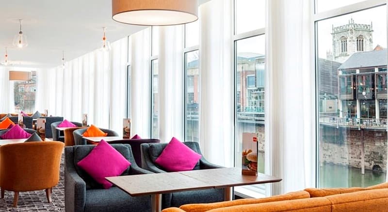 Radisson Hotel York 4