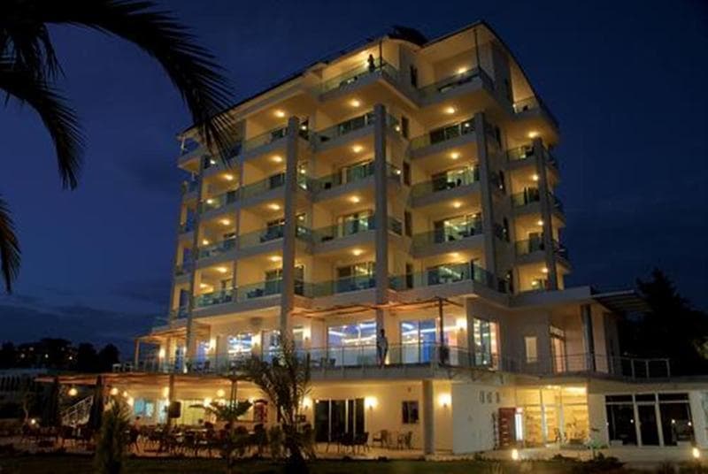 Venessa Beach 4