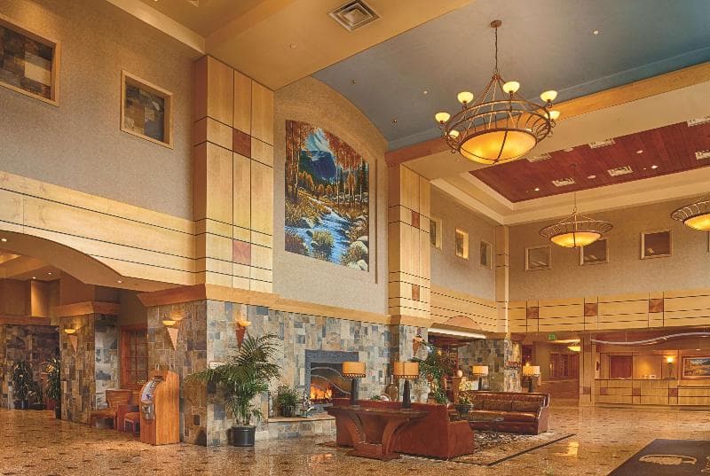 Doubletree By Hilton Denver Central Park 4