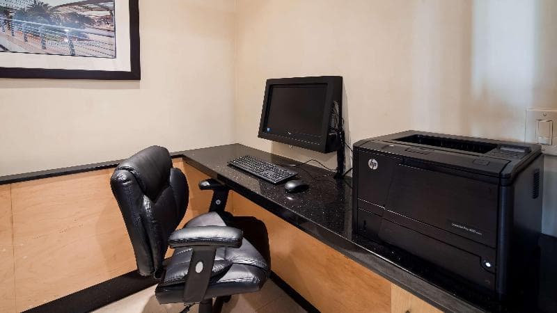 Best Western Plus Orange County Airport North photo 1