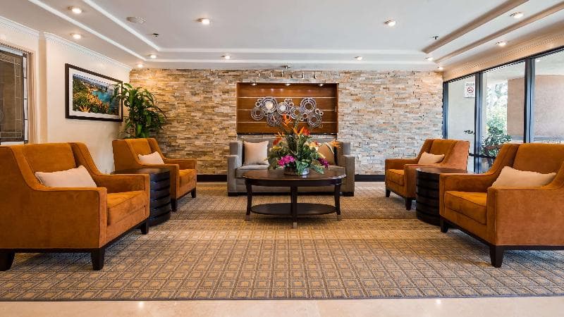 Best Western Plus Orange County Airport North 5