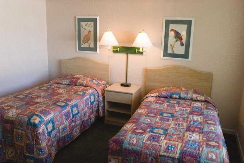 Club Wyndham Orlando International 4