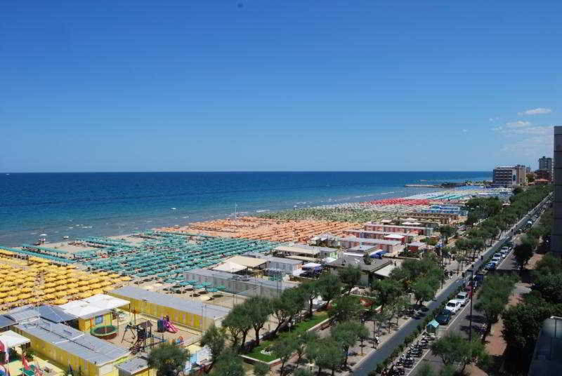 Nettuno Pesaro main