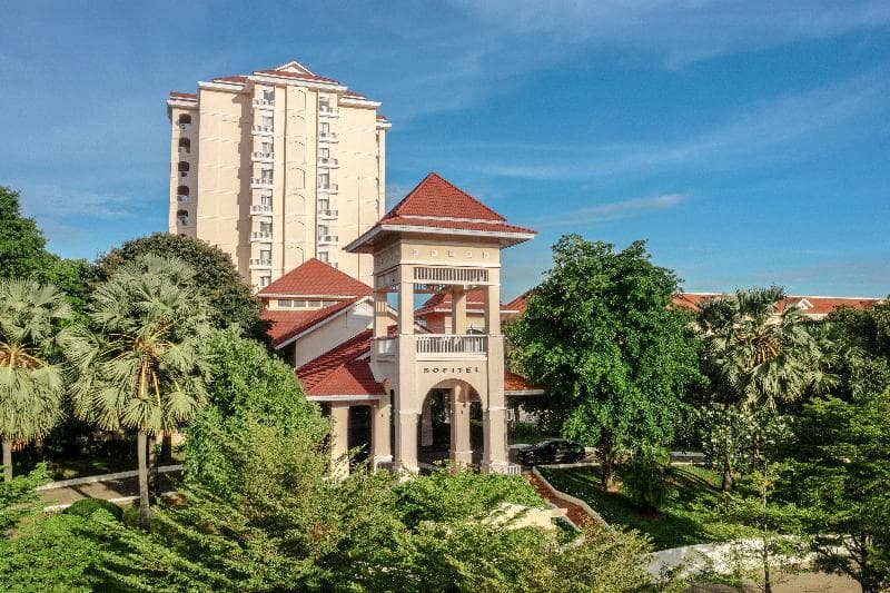 Sofitel Phnom Penh Phokeethra photo 1