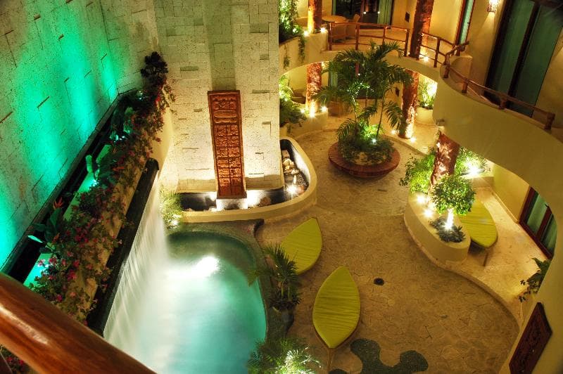 Maya Villa Condo Hotel & Beachclub 3