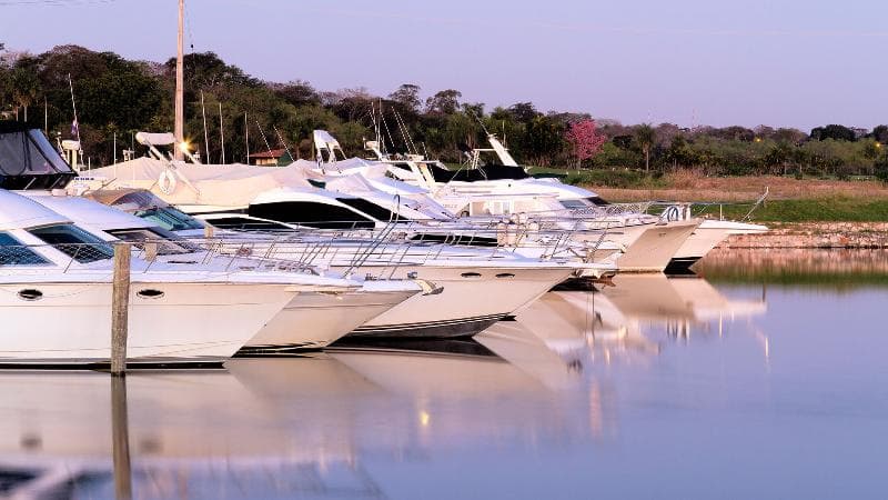 Resort Yacht y Golf Club Paraguayo 4