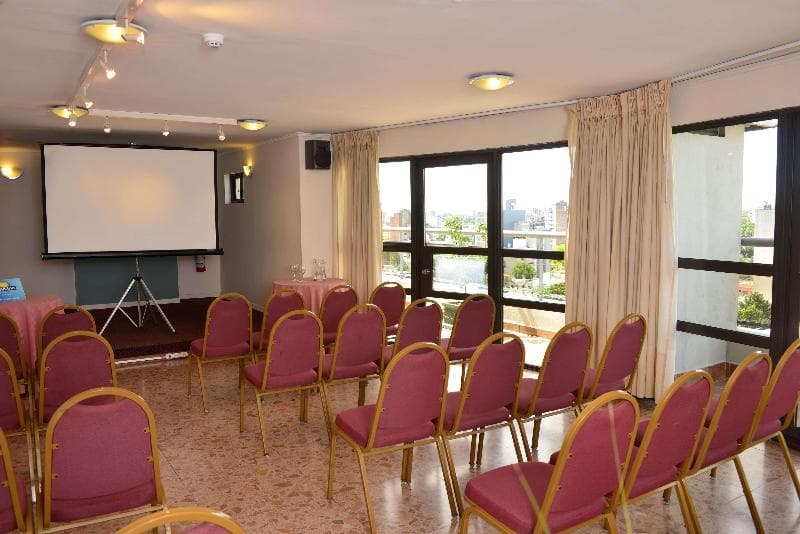 Days Inn by Wyndham Montevideo 4