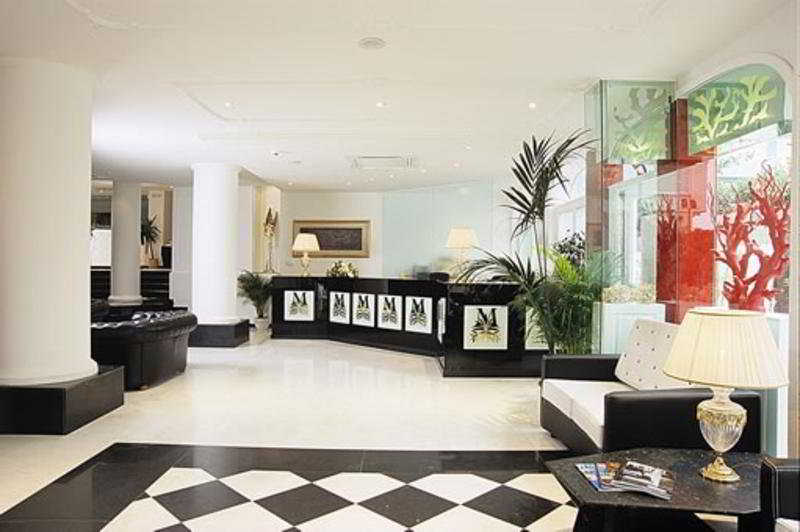 M Glamour Hotel 5