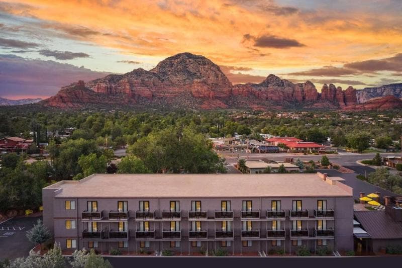 Aiden by Best Western Sedona 3
