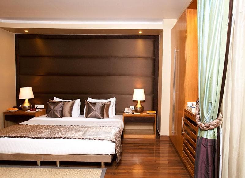 Udman Hotel Panchshila Park 4