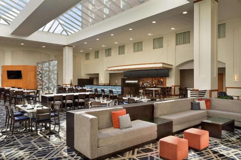 Embassy Suites by Hilton Boston at Logan Airport 5