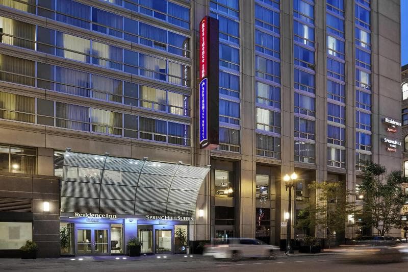 SpringHill Suites Chicago Downtown/River North 5