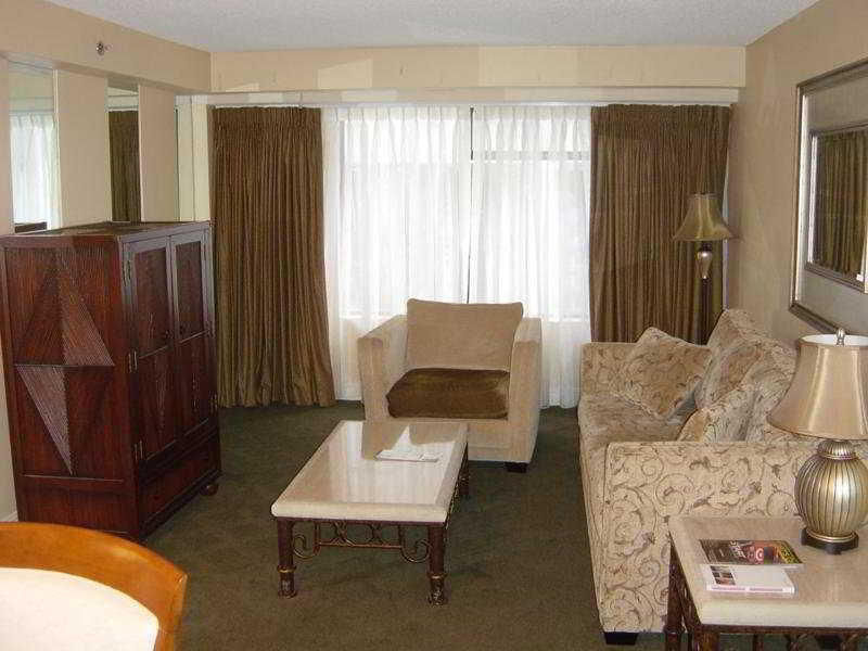 Jockey Resorts Suites 3