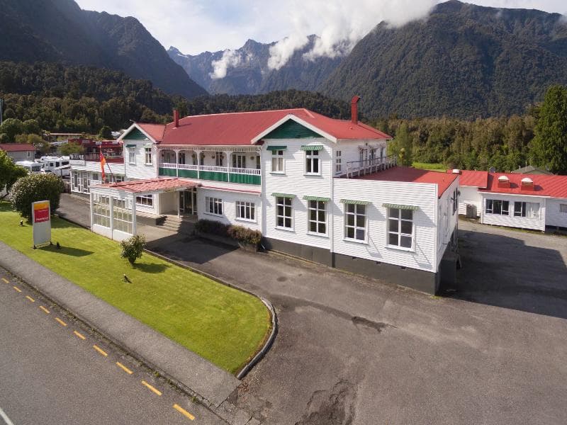 Heartland Hotel Fox Glacier photo 1