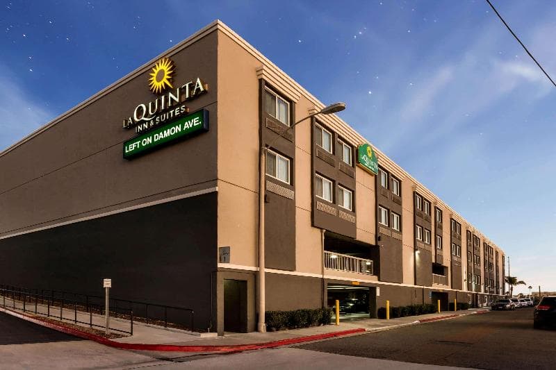 La Quinta Inn & Suites Mission Bay 4