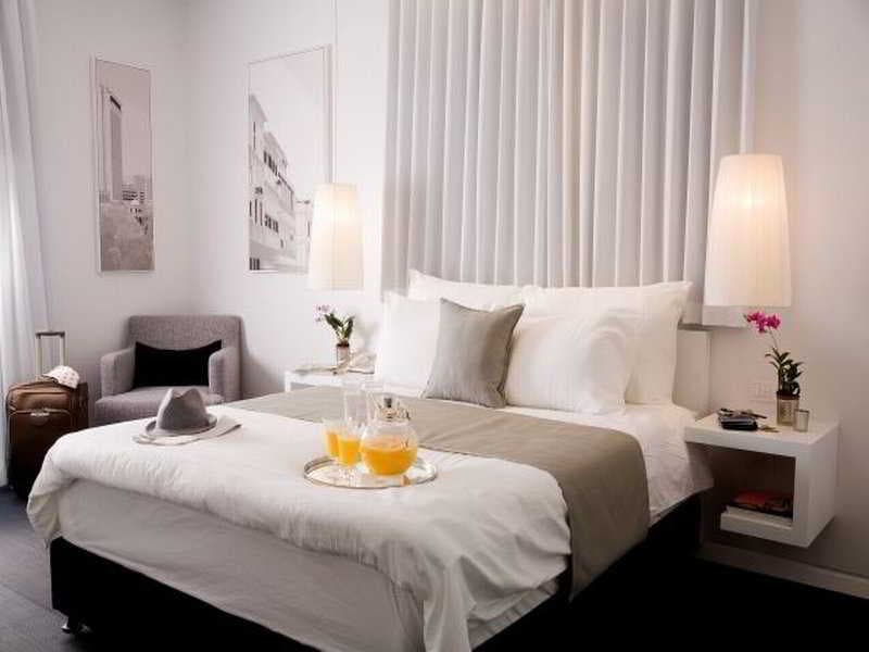 Gordon Hotel And Lounge 5