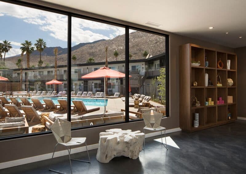 V Palm Springs 5