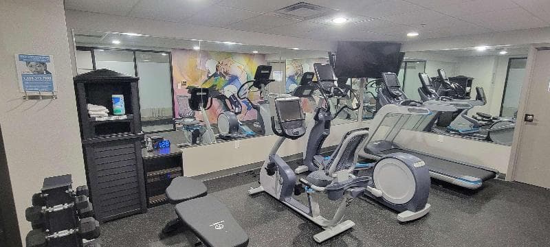SureStay Plus by Best Western Louisville Airport Expo photo 1