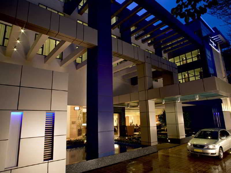 Adarsh Hamilton 3